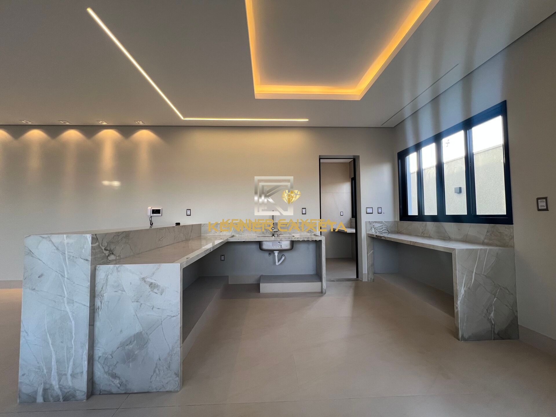 Casa, 4 quartos, 313 m² - Foto 13