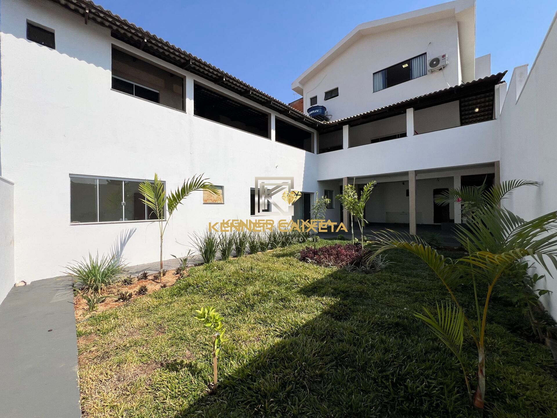 Casa, 5 quartos, 300 m² - Foto 35