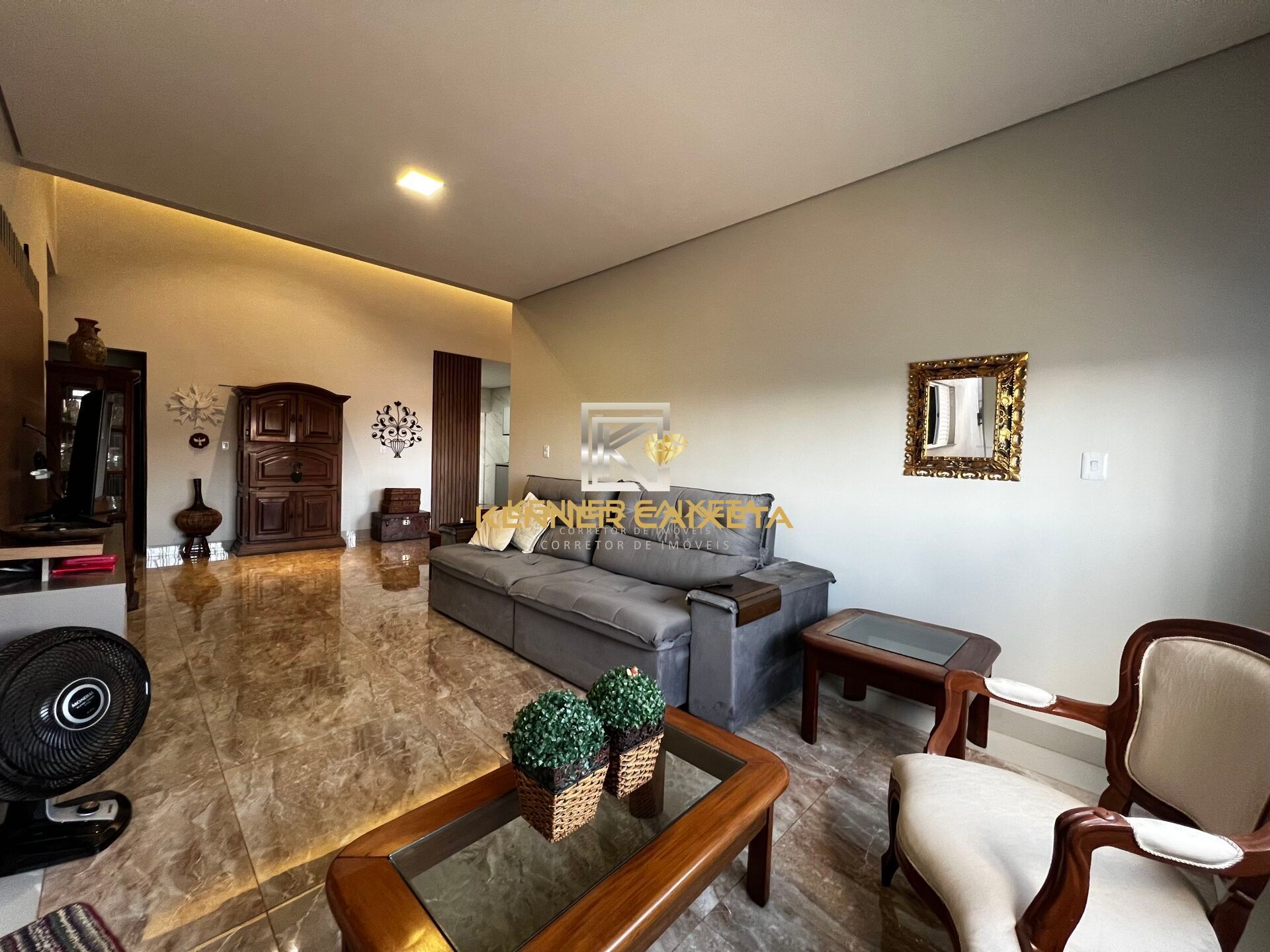 Casa, 3 quartos, 124 m² - Foto 1