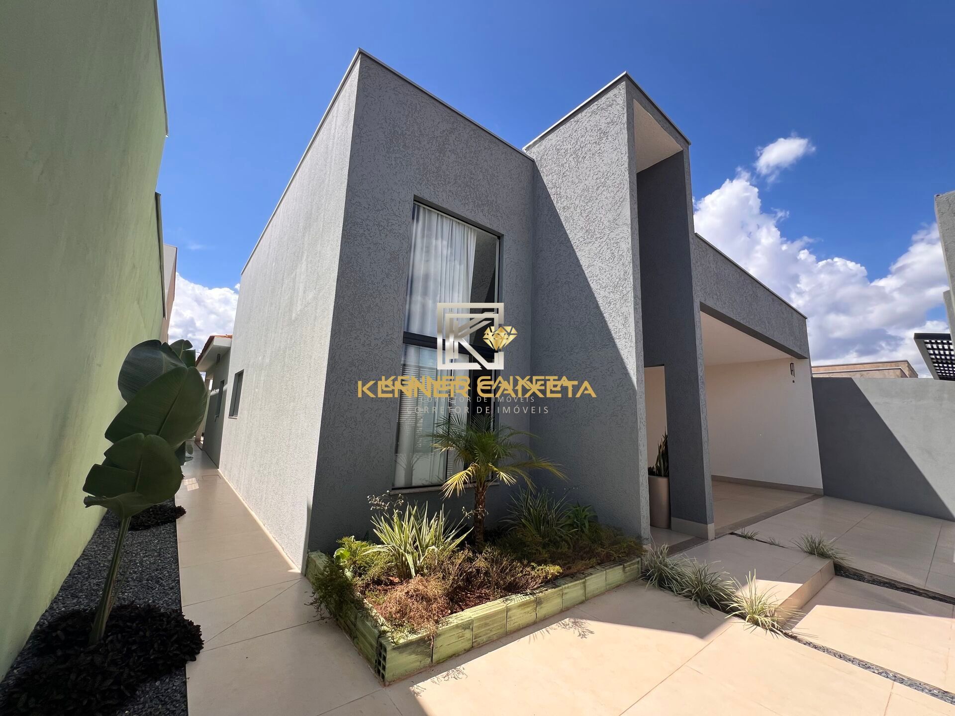 Casa, 3 quartos, 171 m² - Foto 1