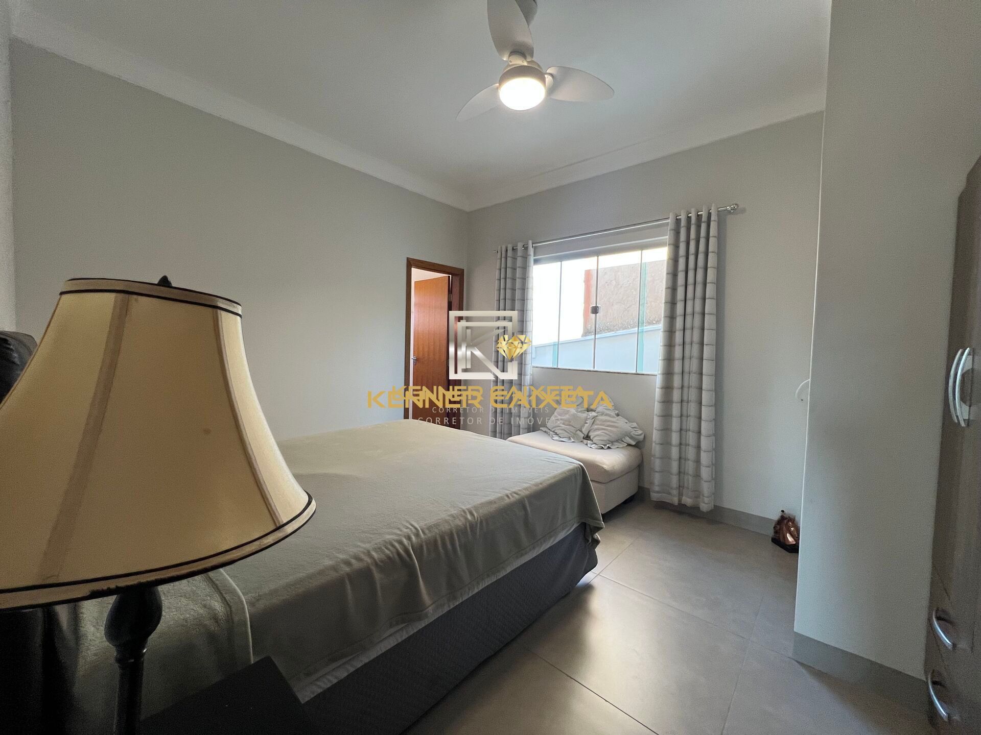 Casa, 5 quartos, 300 m² - Foto 5