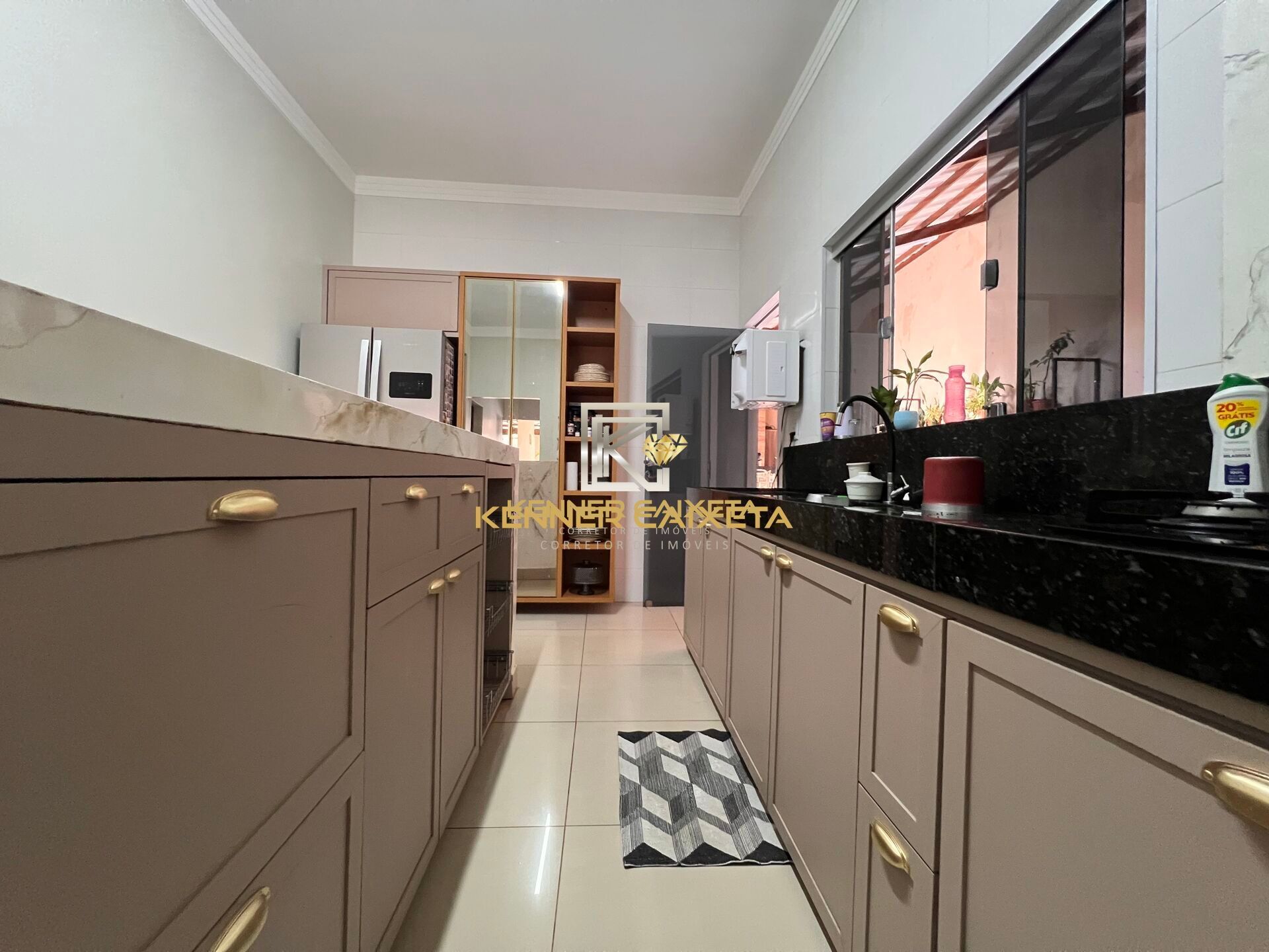 Casa, 3 quartos, 202 m² - Foto 9