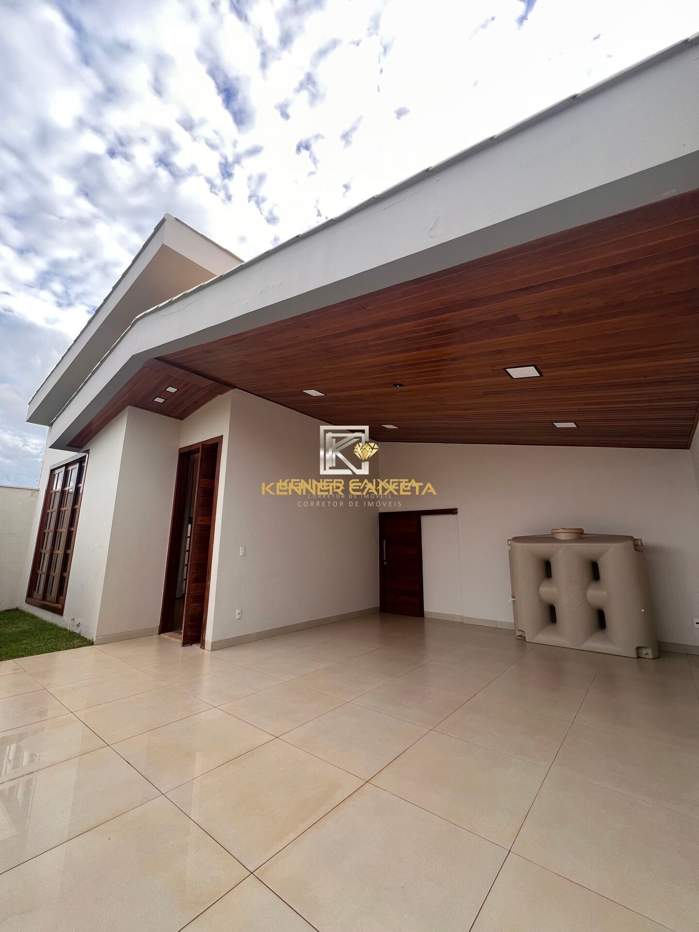 Casa, 3 quartos, 190 m² - Foto 1