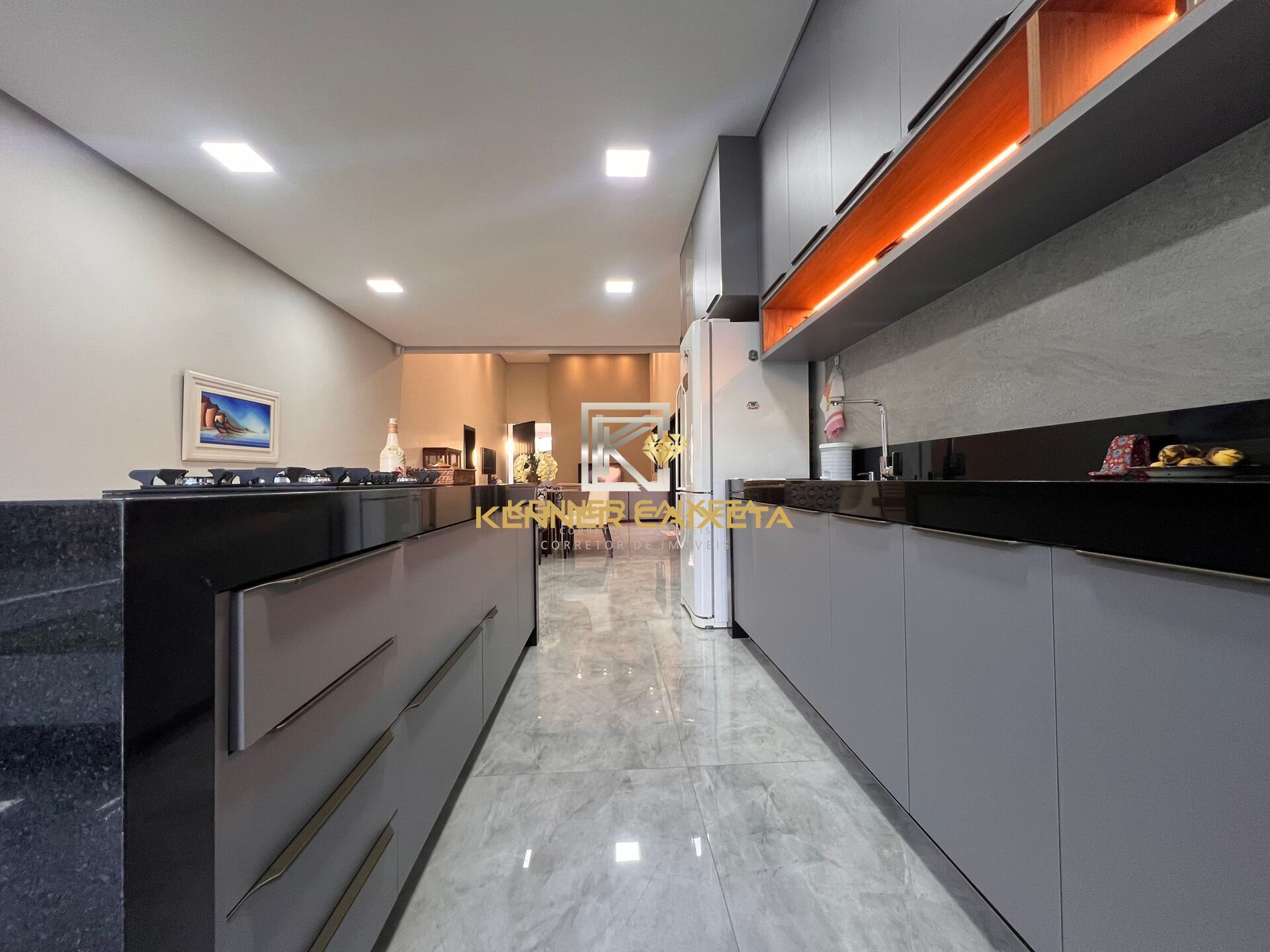 Casa, 3 quartos, 252 m² - Foto 10