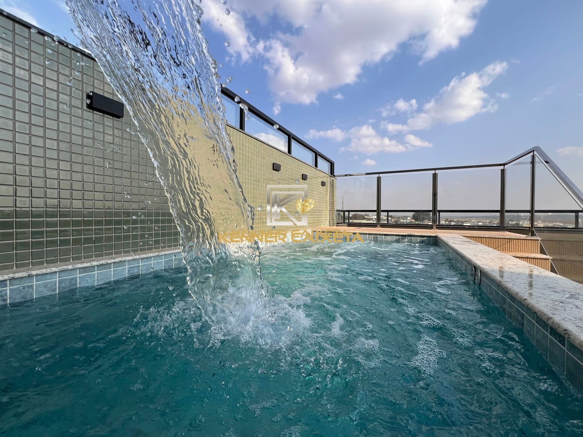 Cobertura, 3 quartos, 180 m² - Foto 1