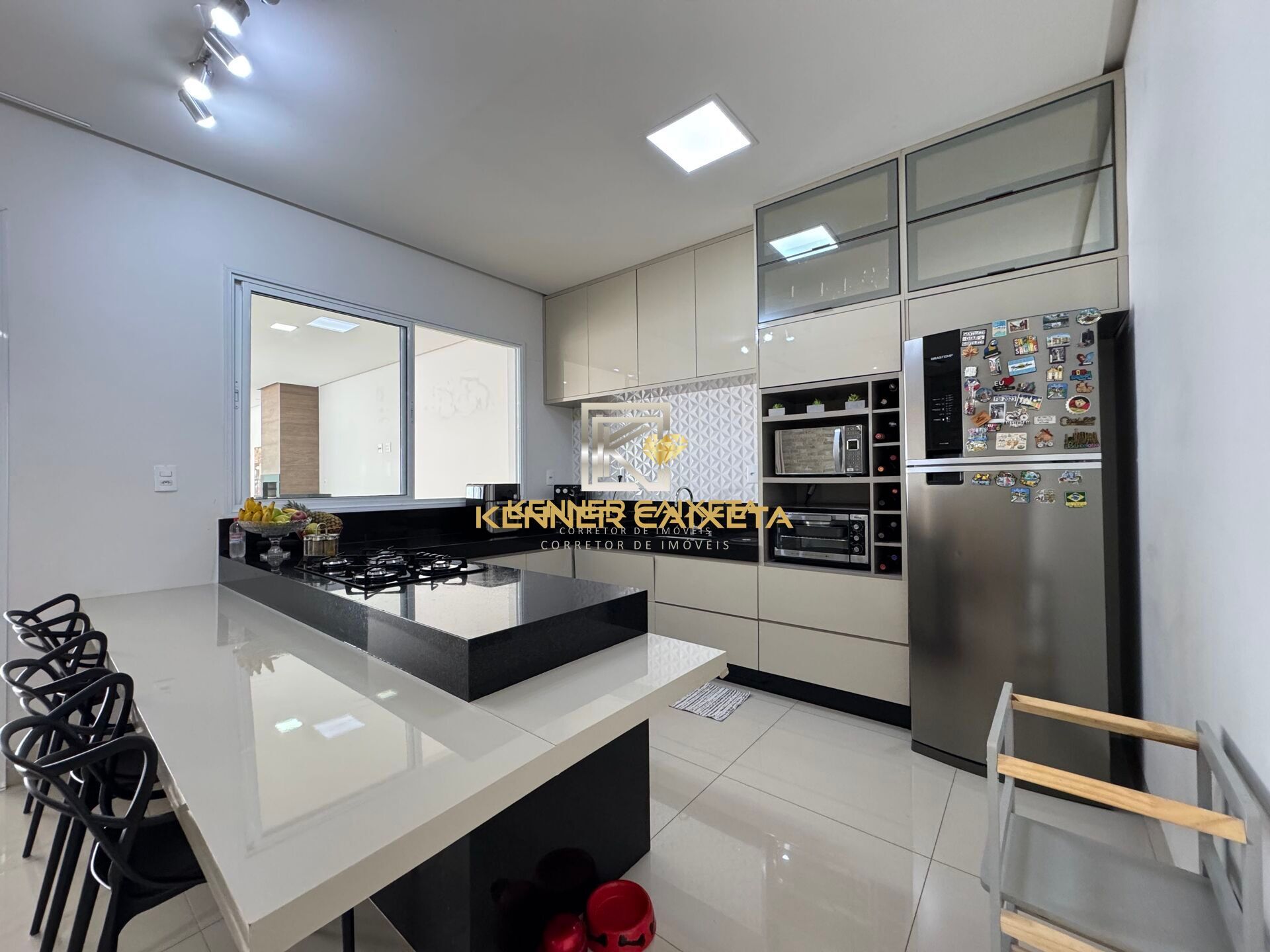 Casa, 3 quartos, 243 m² - Foto 8