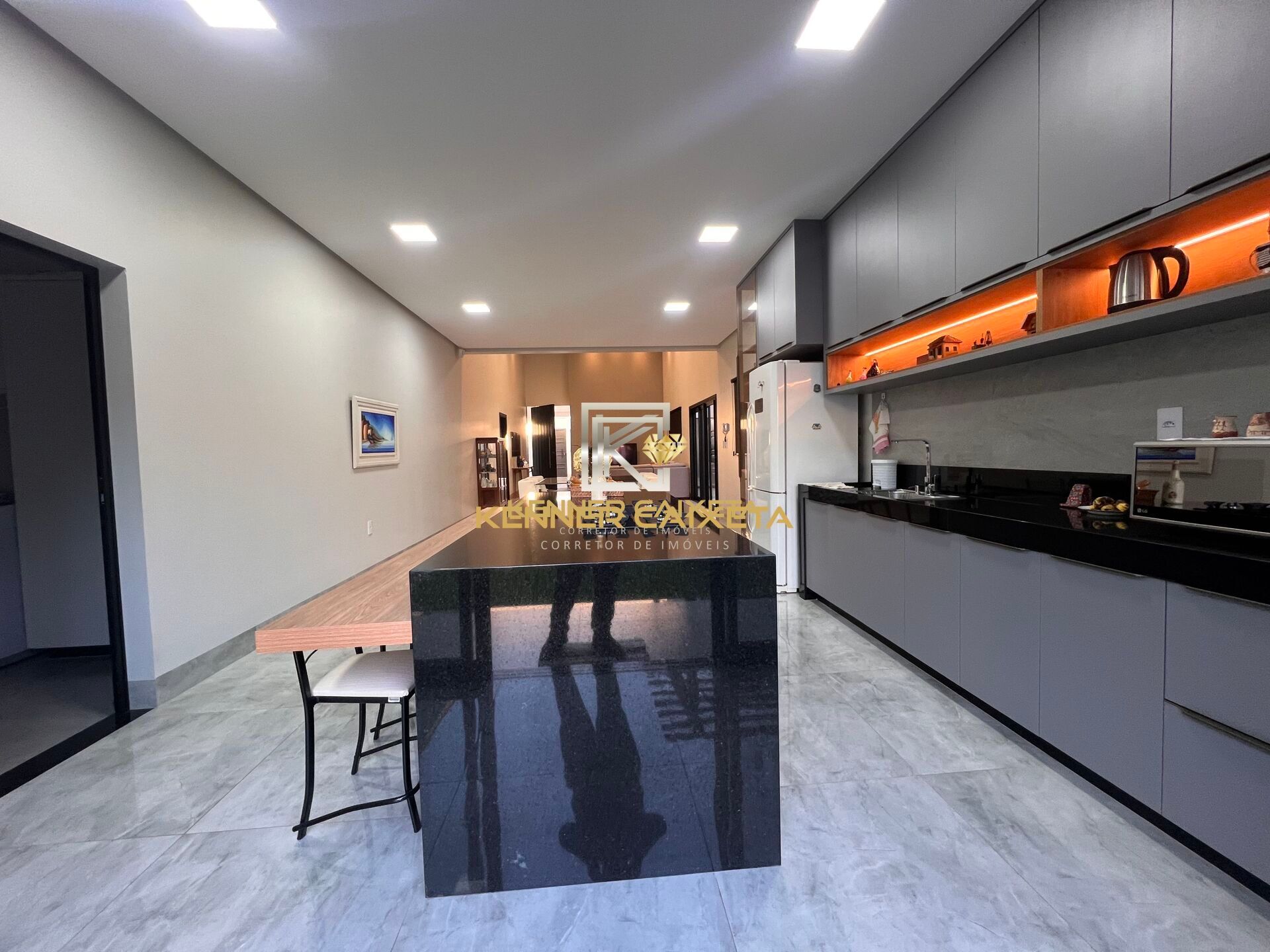 Casa, 3 quartos, 252 m² - Foto 12