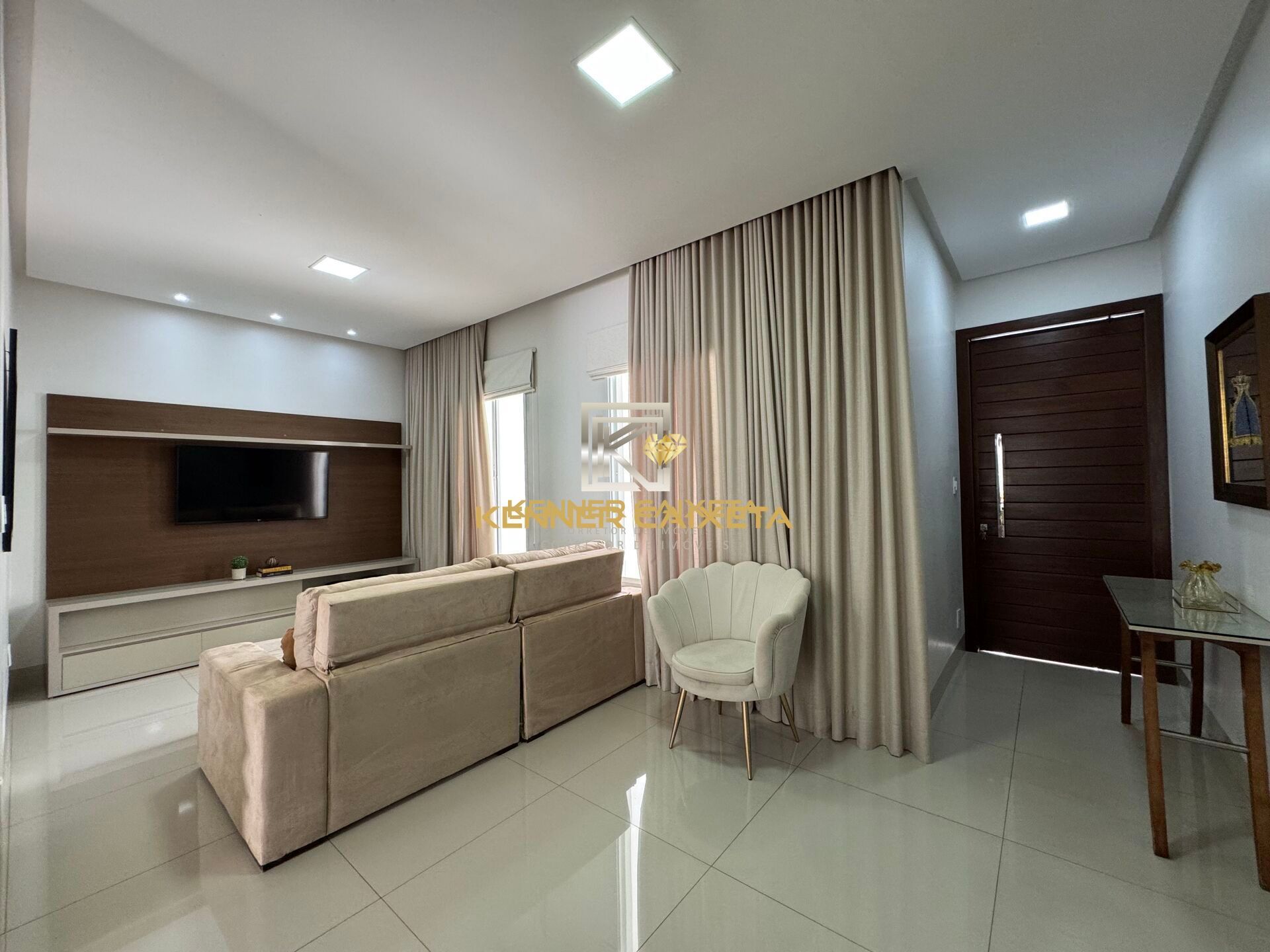 Casa, 3 quartos, 243 m² - Foto 6