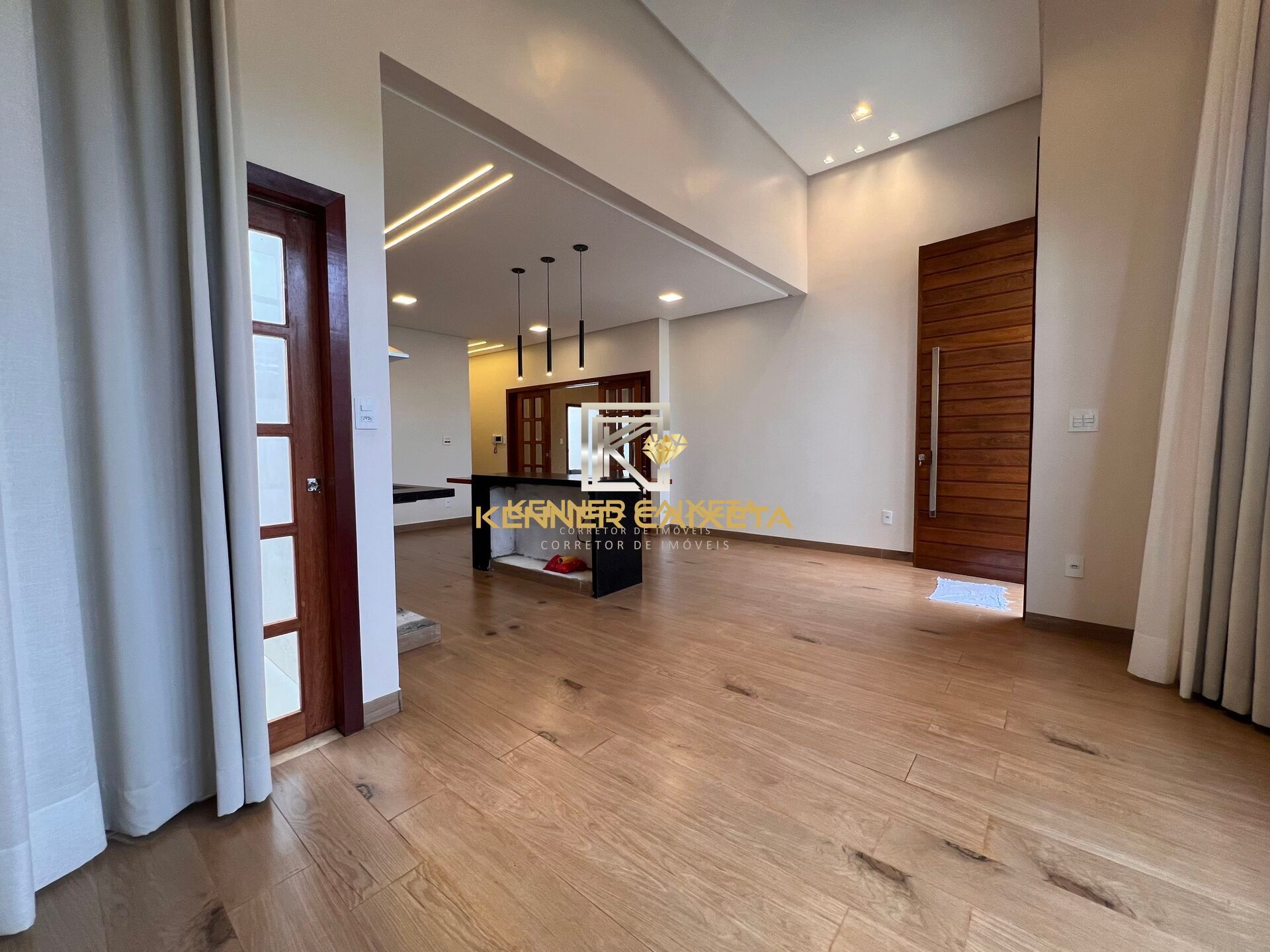 Casa, 3 quartos, 190 m² - Foto 3