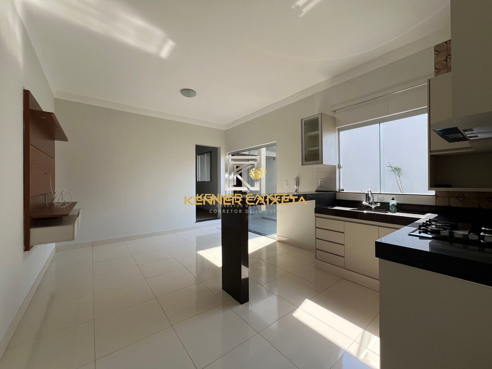 Casa, 5 quartos, 300 m² - Foto 34