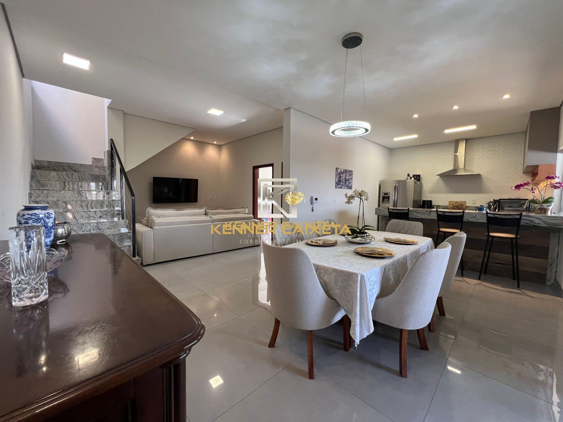 Casa, 5 quartos, 300 m² - Foto 19