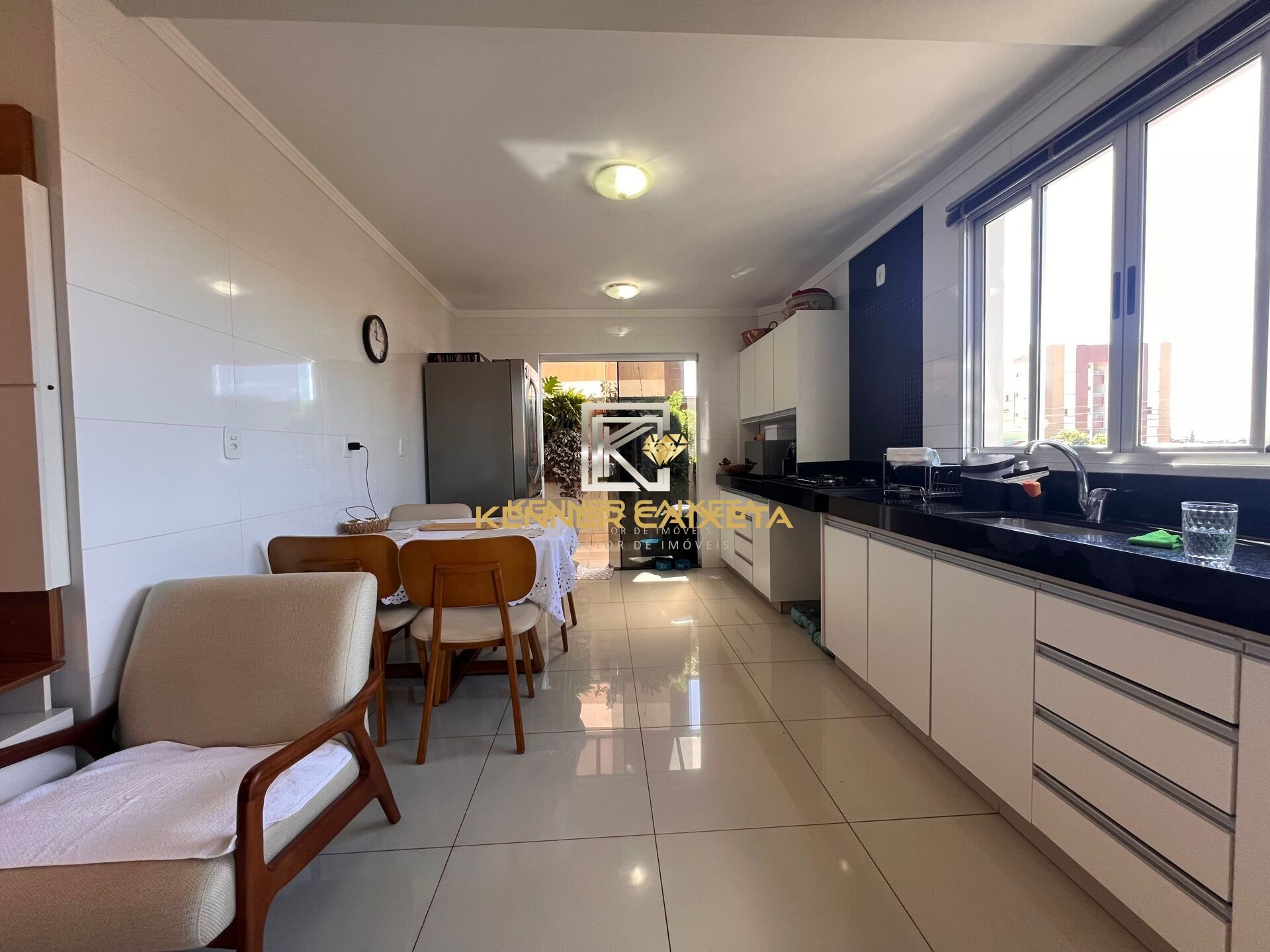 Apartamento, 3 quartos, 106 m² - Foto 2