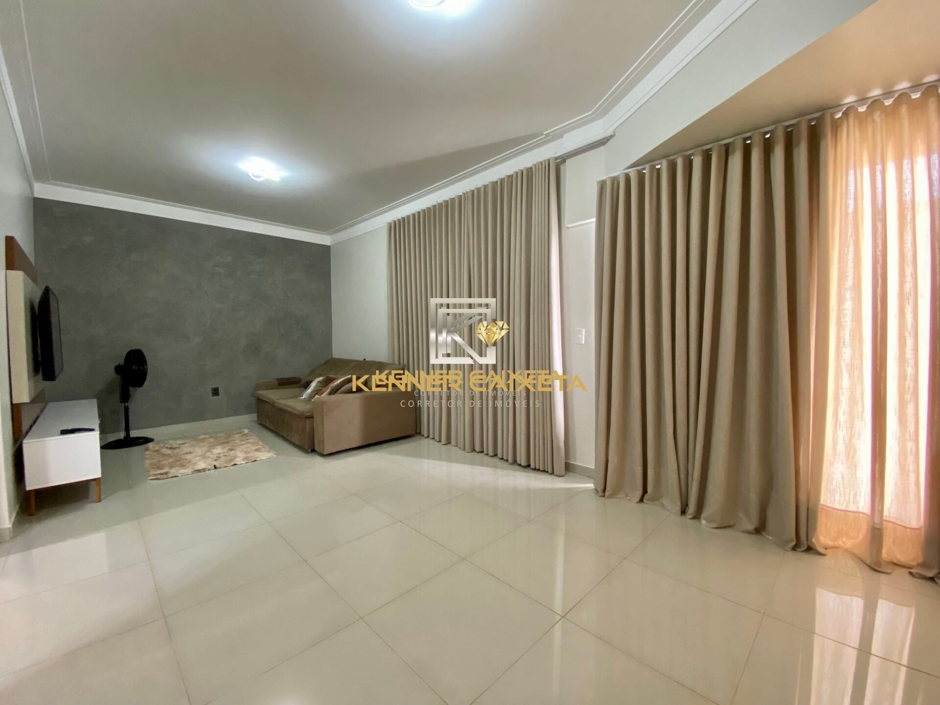 Casa, 3 quartos, 220 m² - Foto 3