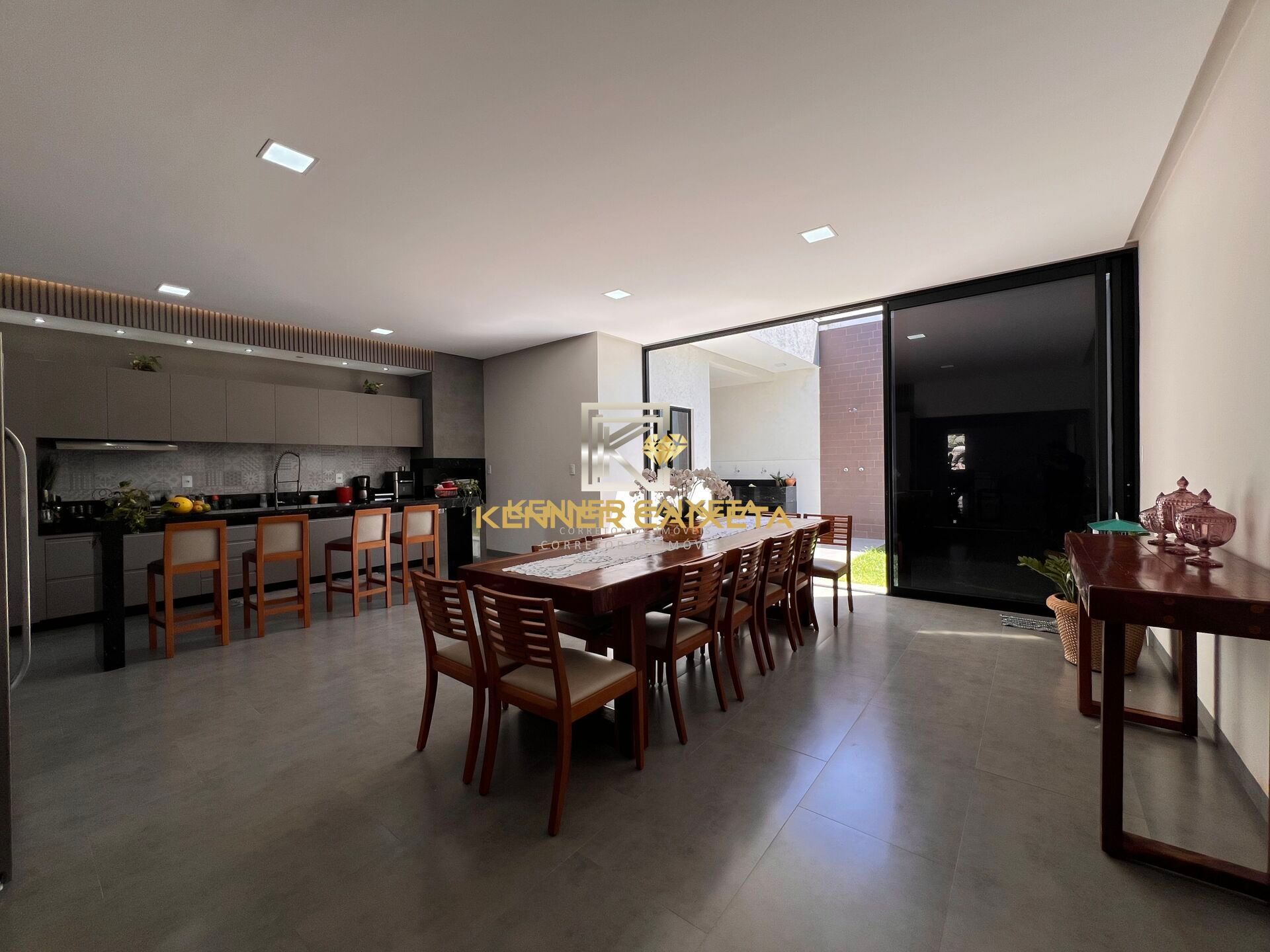 Casa, 3 quartos, 300 m² - Foto 6