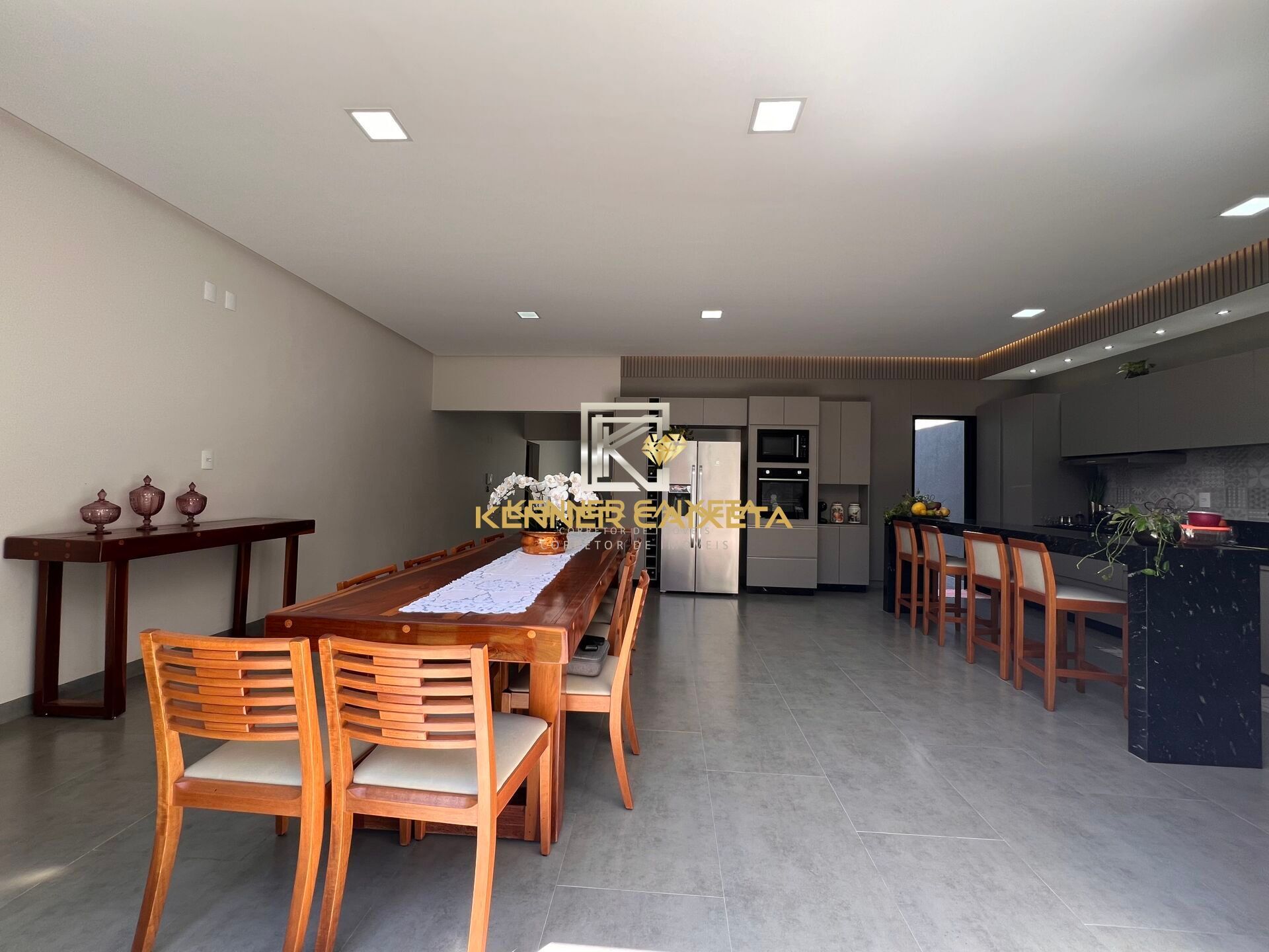 Casa, 3 quartos, 300 m² - Foto 13