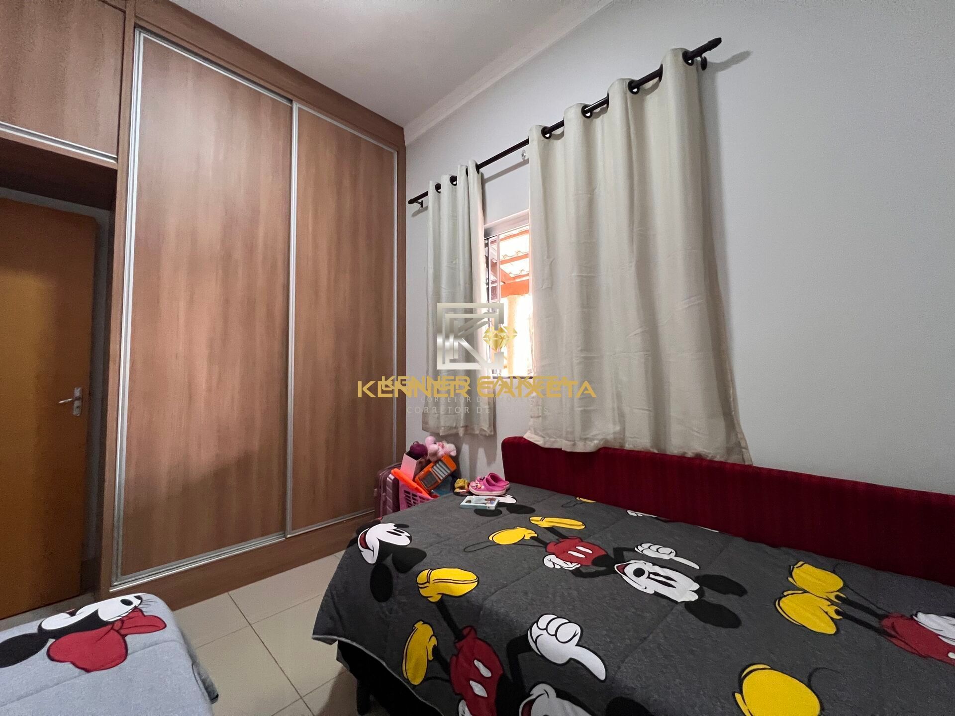 Casa, 3 quartos, 202 m² - Foto 8