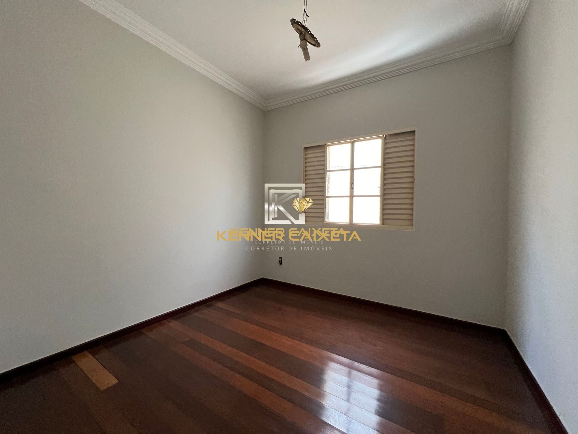 Casa, 4 quartos, 229 m² - Foto 10