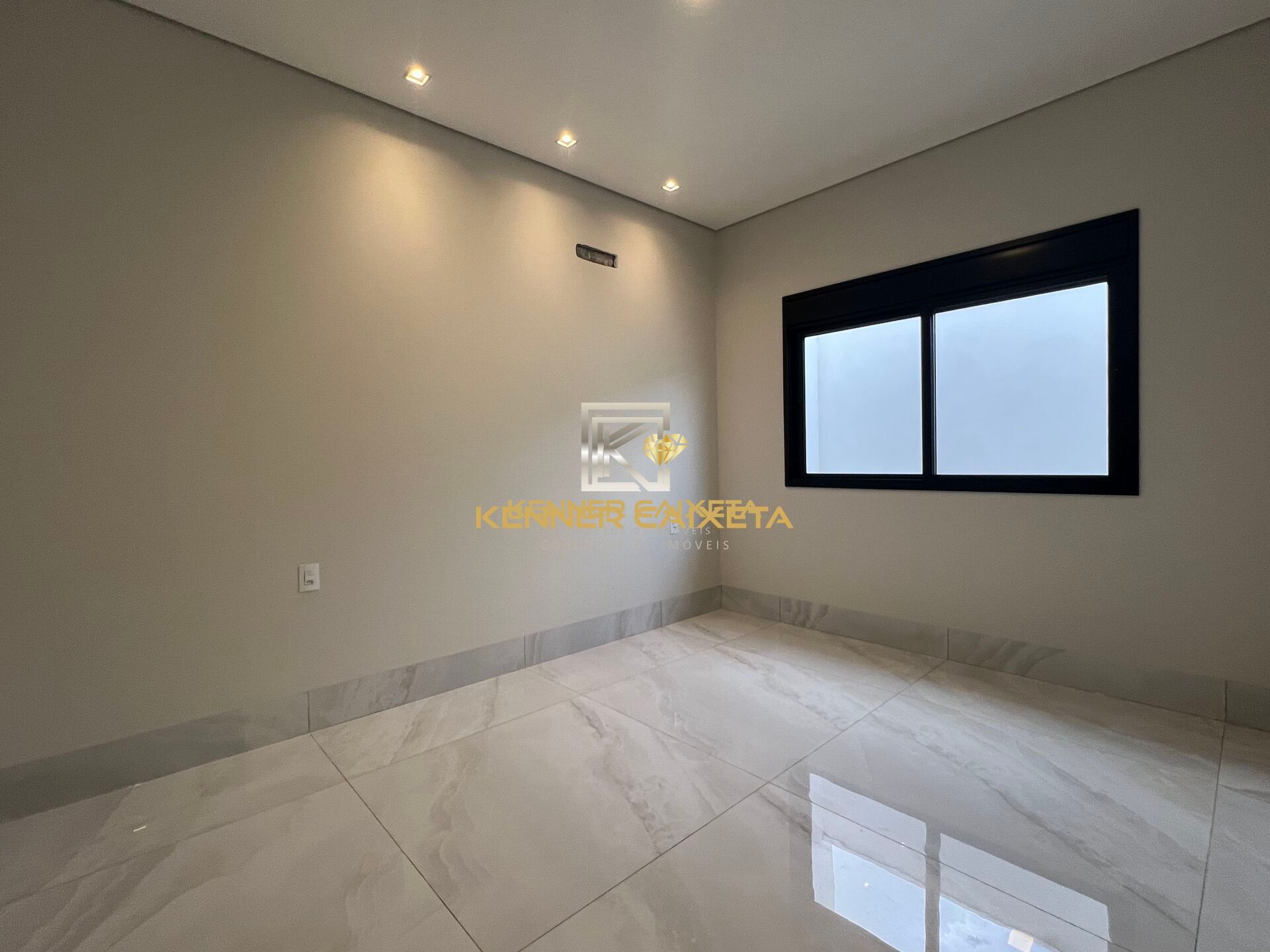 Casa, 3 quartos, 225 m² - Foto 9