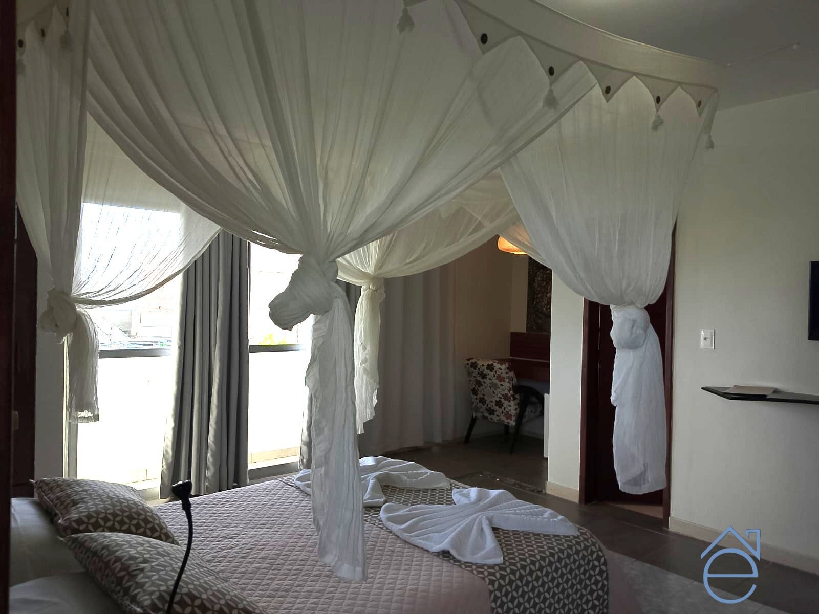Hotel, 16 quartos, 1070 m² - Foto 46