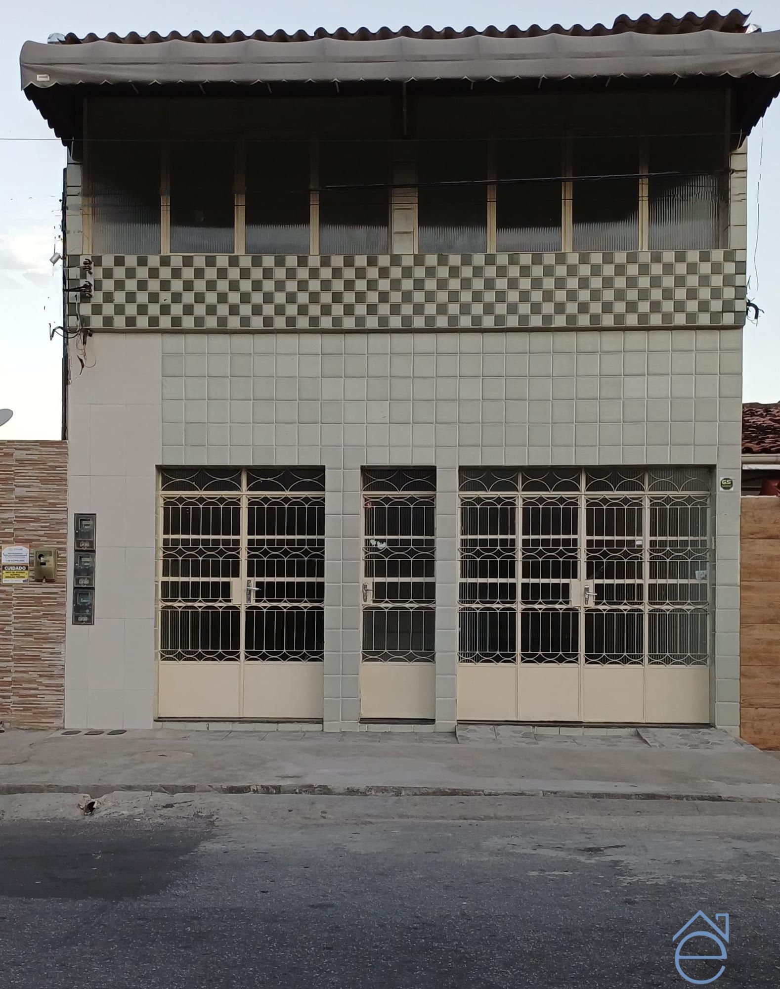 Casa, 1 quarto, 372 m² - Foto 1