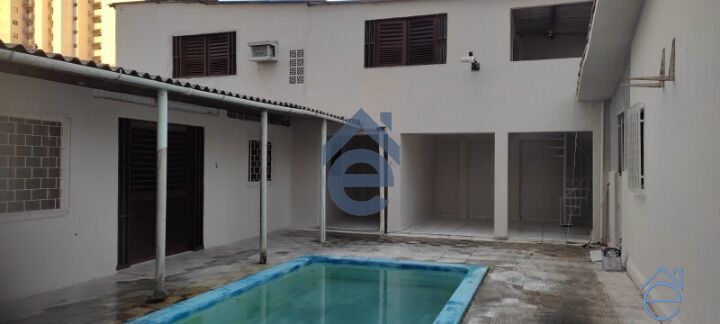 Casa, 7 quartos, 450 m² - Foto 3