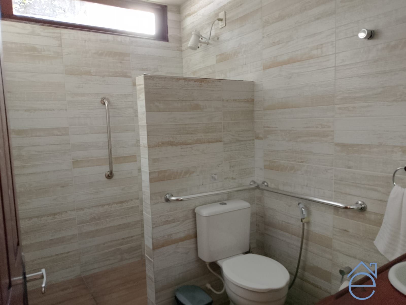 Hotel, 16 quartos, 1070 m² - Foto 11