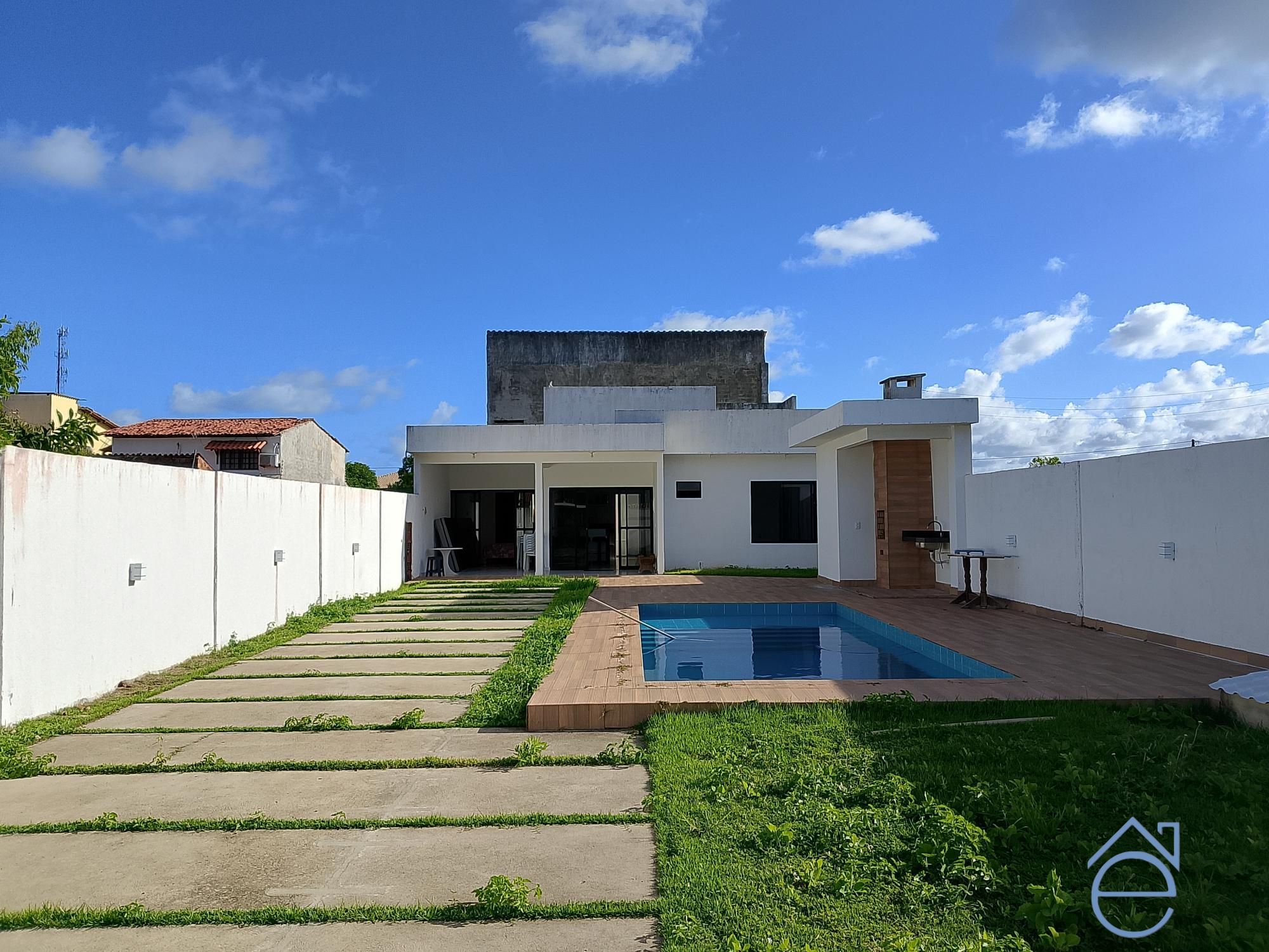 Casa, 3 quartos, 94 m² - Foto 1