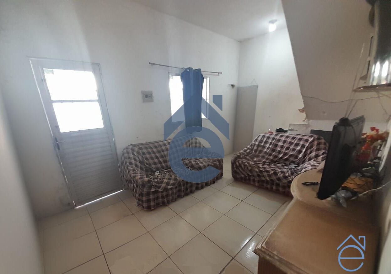 Casa, 5 quartos, 134 m² - Foto 2