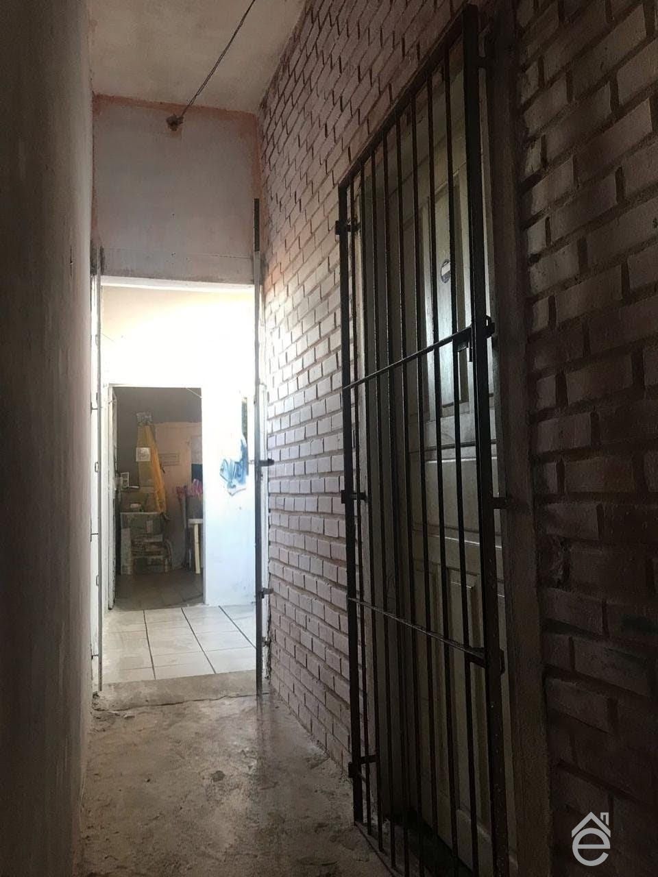 Casa, 8 quartos, 281 m² - Foto 4