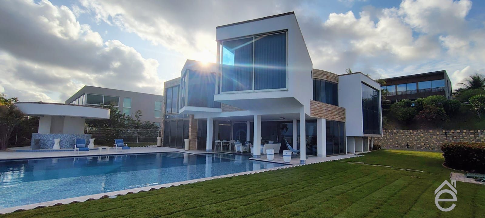 Casa, 4 quartos, 551 m² - Foto 1