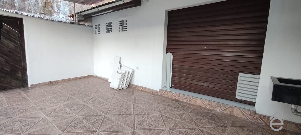 Casa, 3 quartos, 216 m² - Foto 2