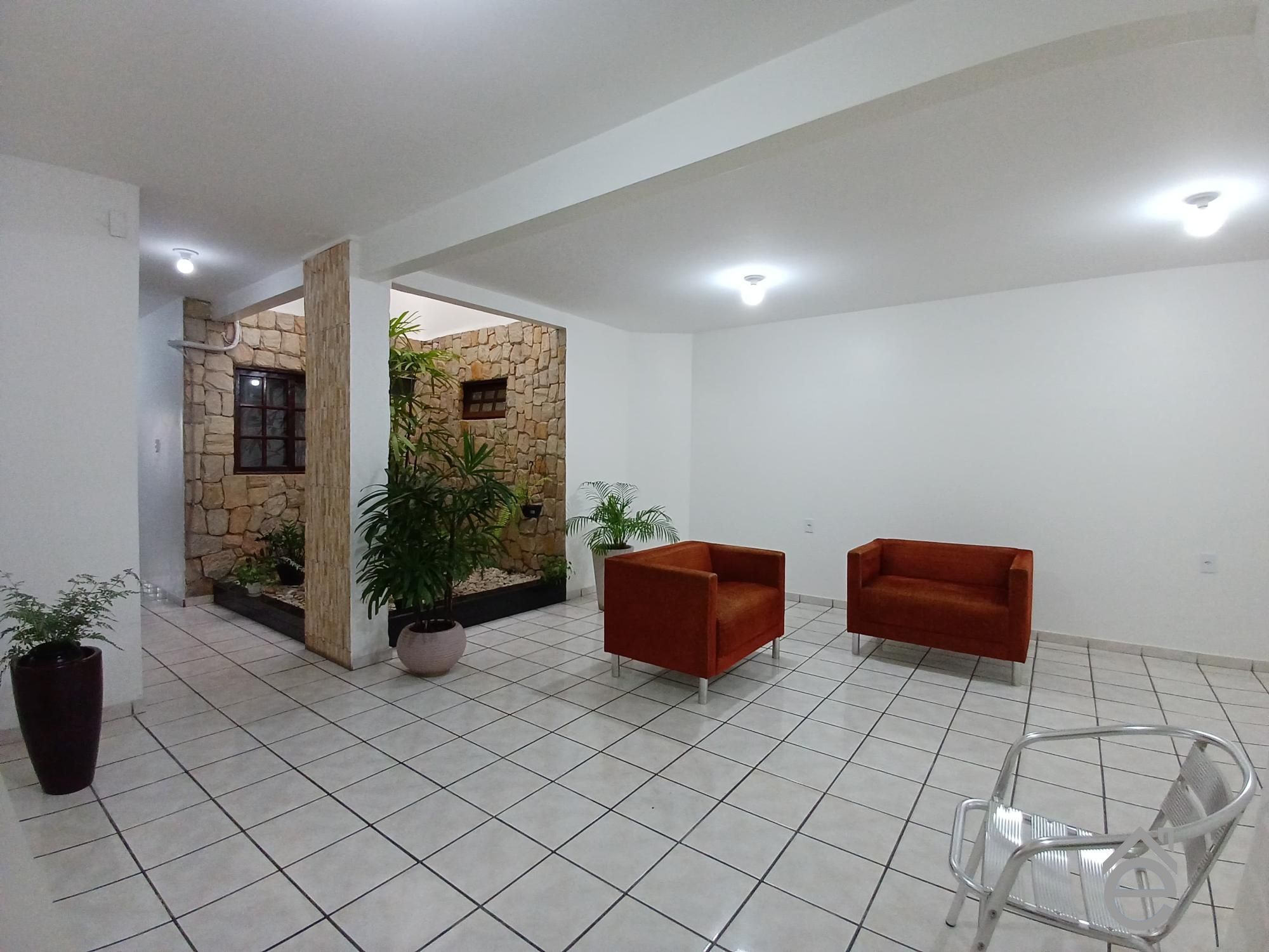 Casa, 1 quarto, 372 m² - Foto 2