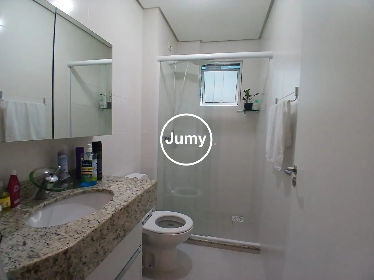 banheiro-suite1742914180572.jpg