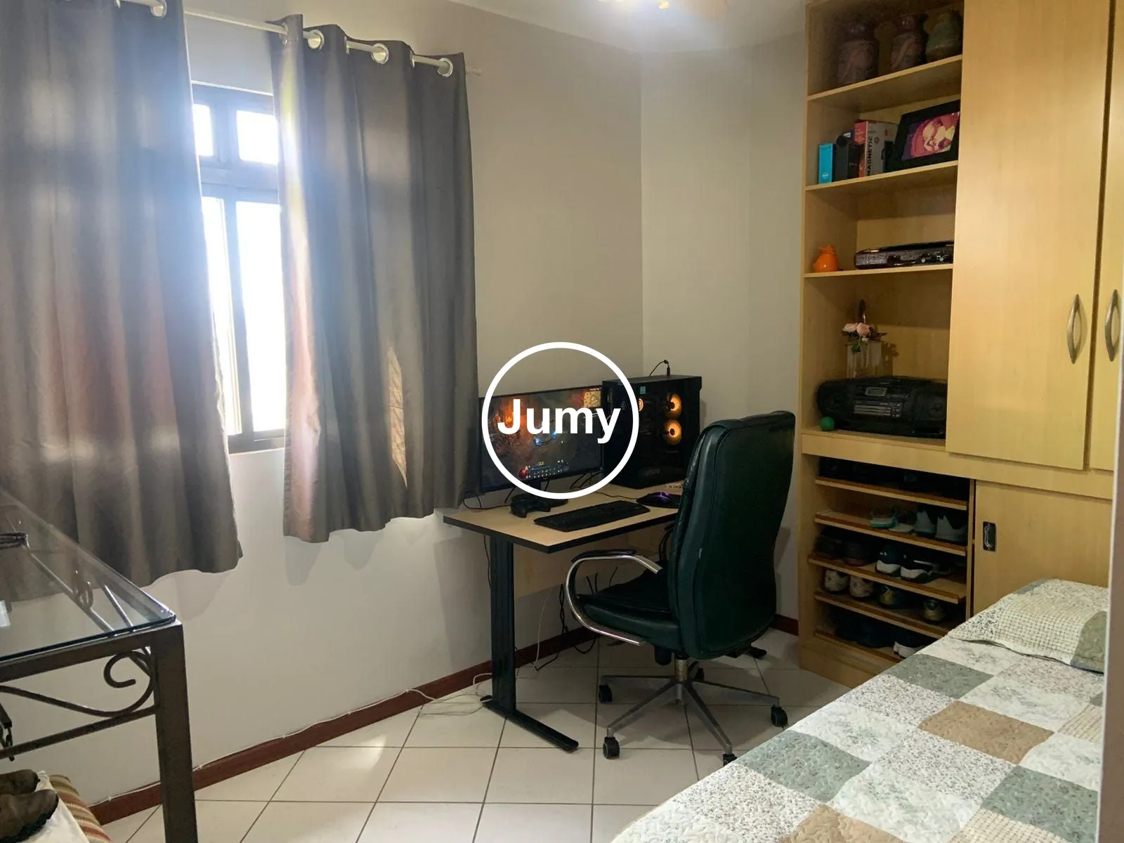 quarto-21738703428121.jpg