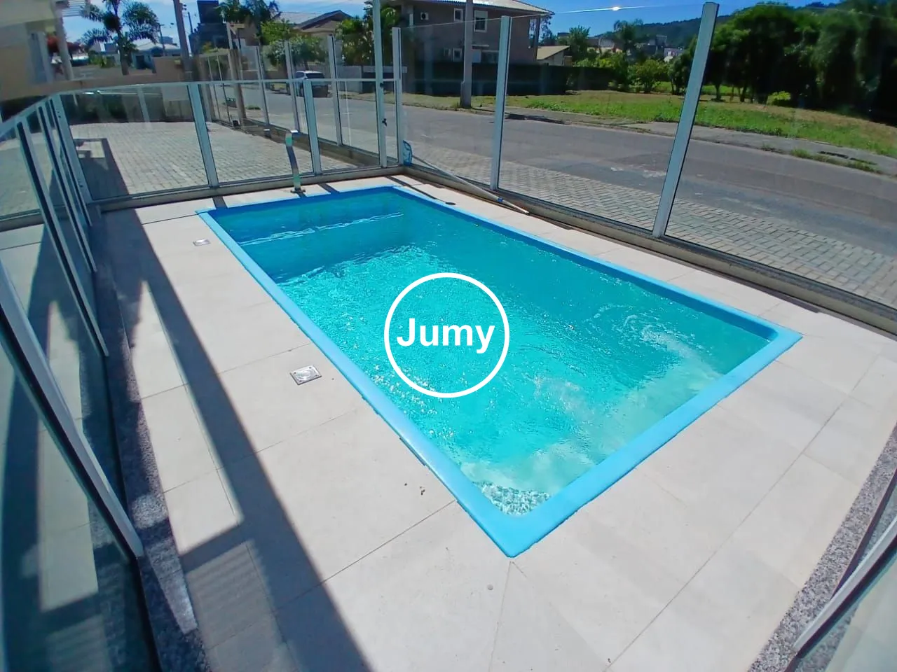 piscinaa1743098060370.jpg