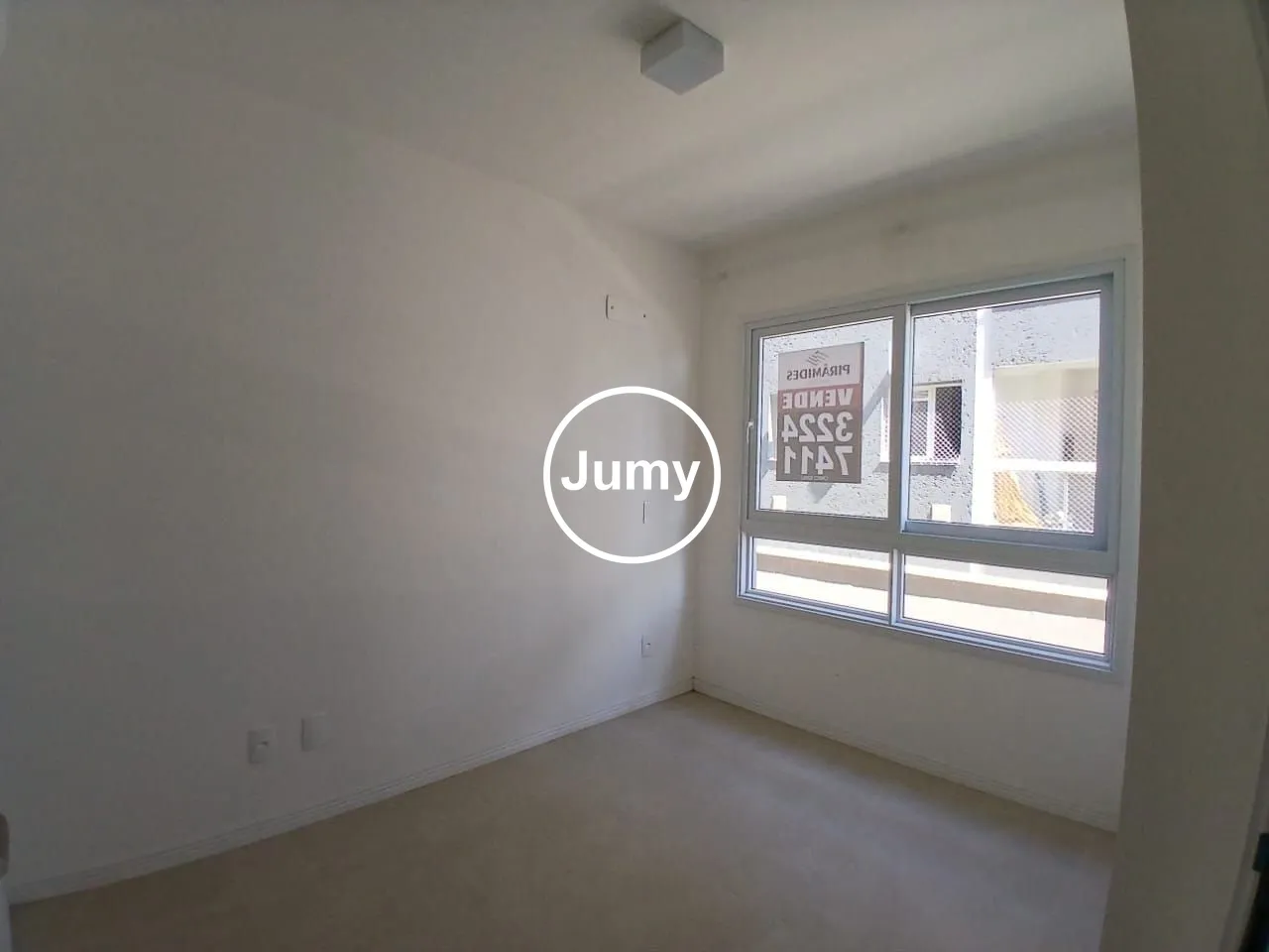 quarto-suite1743100003737.jpg