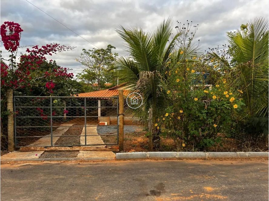 Chácara, 4 quartos, 1000 m² - Foto 1