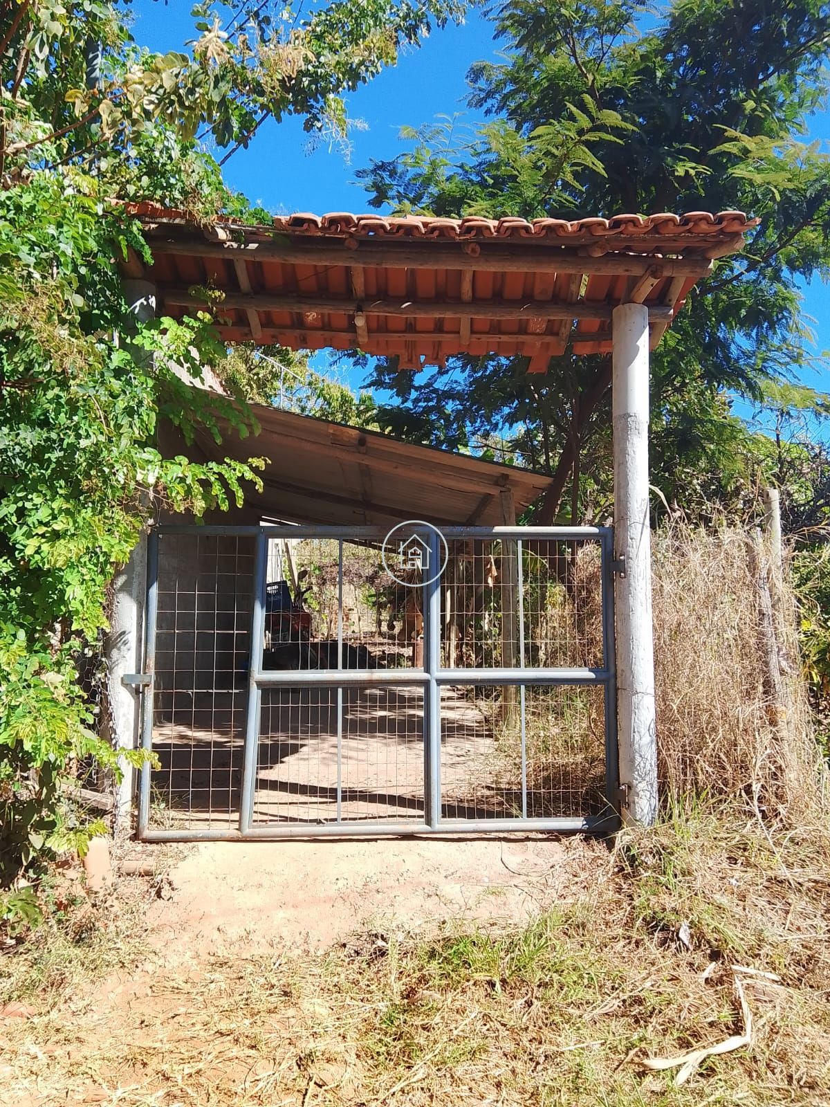 Chácara à venda com 2 quartos, 3600m² - Foto 23