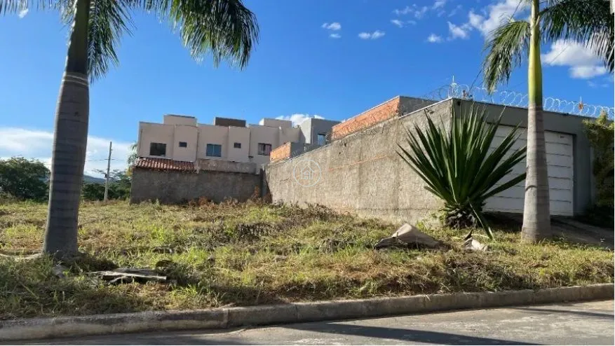 Terreno, 202 m² - Foto 1