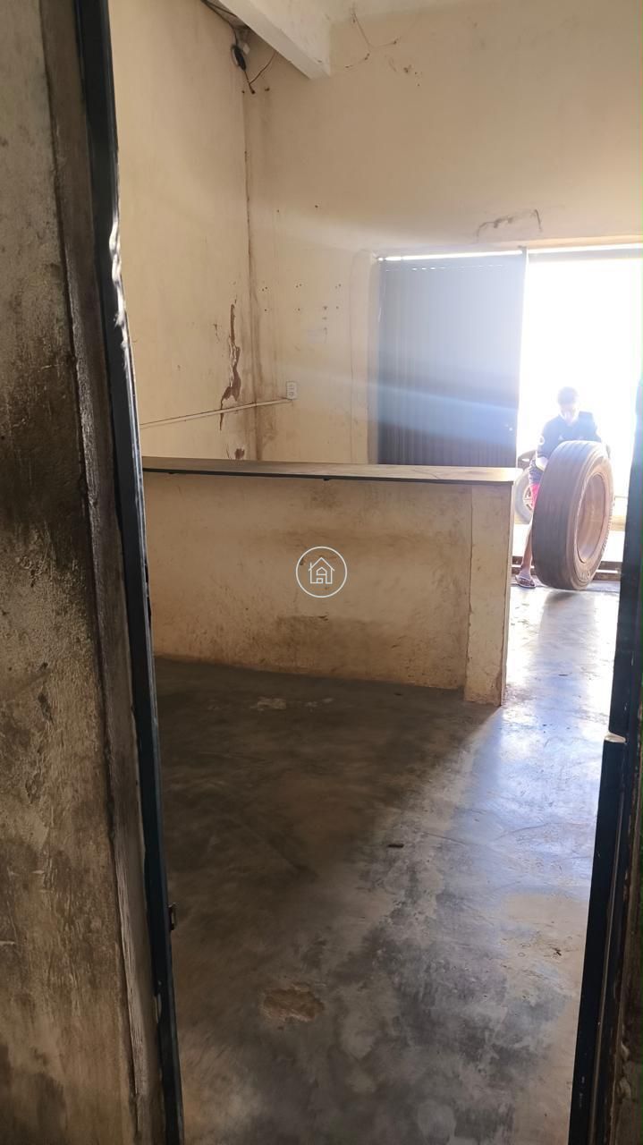 Depósito-Galpão-Armazém à venda com 2 quartos, 400m² - Foto 4
