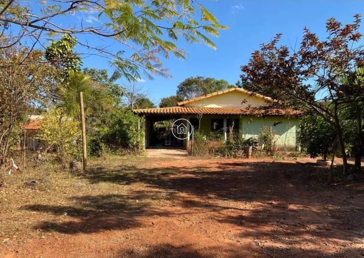 Sítio, 3 quartos, 1600 m² - Foto 1