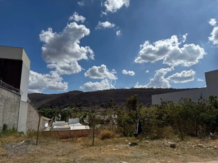 Terreno, 393 m² - Foto 1