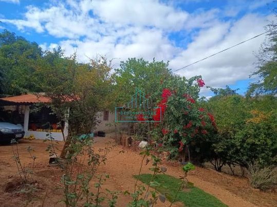 Chácara à venda com 2 quartos, 7000m² - Foto 2