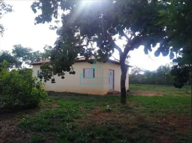 Chácara à venda com 3 quartos, 2500m² - Foto 5