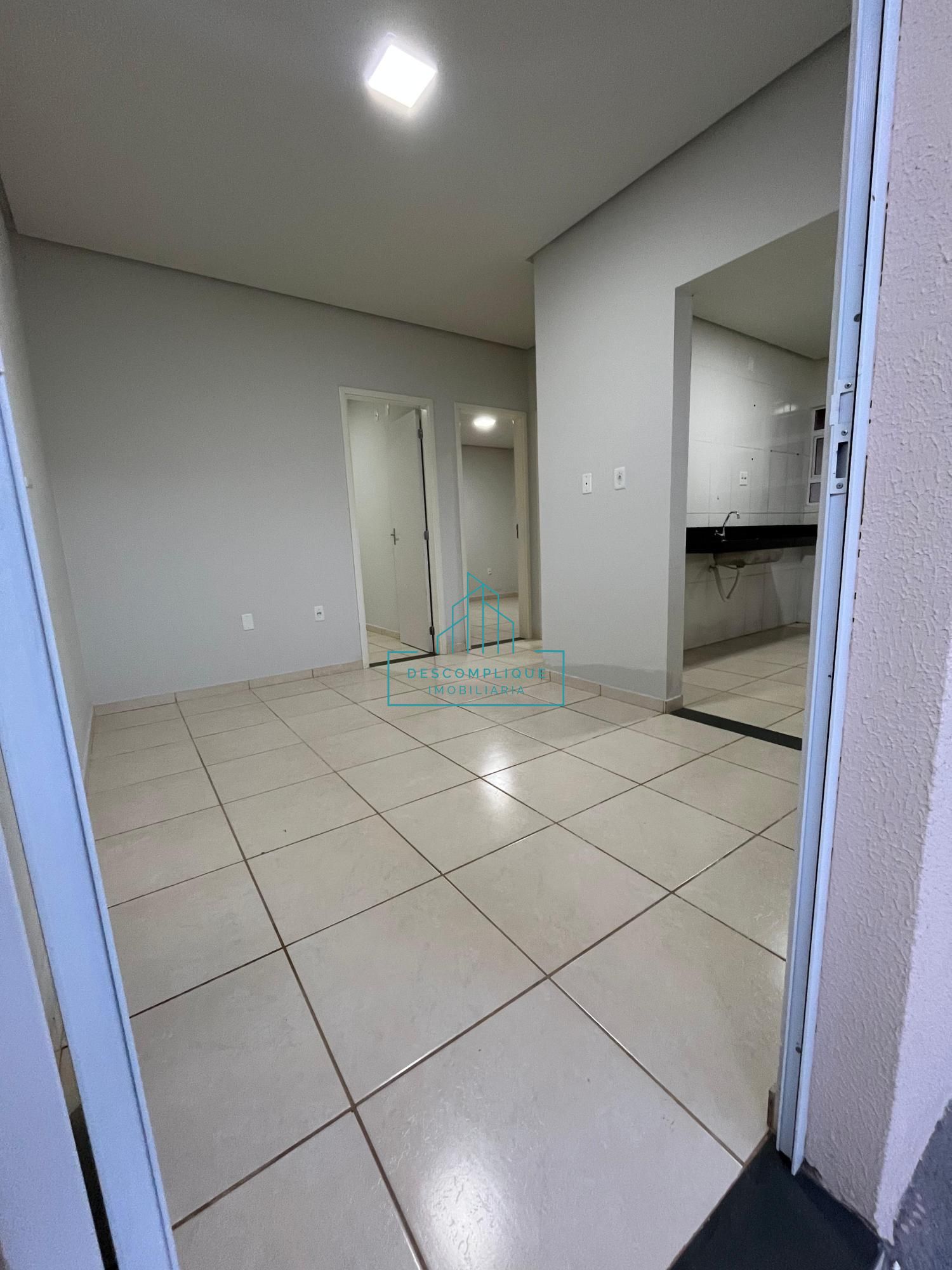 Casa à venda com 2 quartos, 45m² - Foto 8