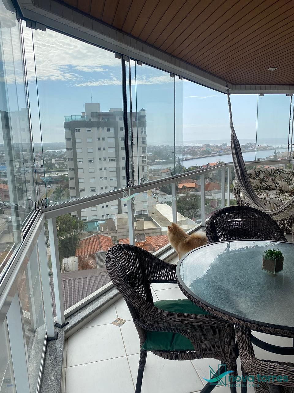 Apartamento a poucos metros da Orla Gastronômica.