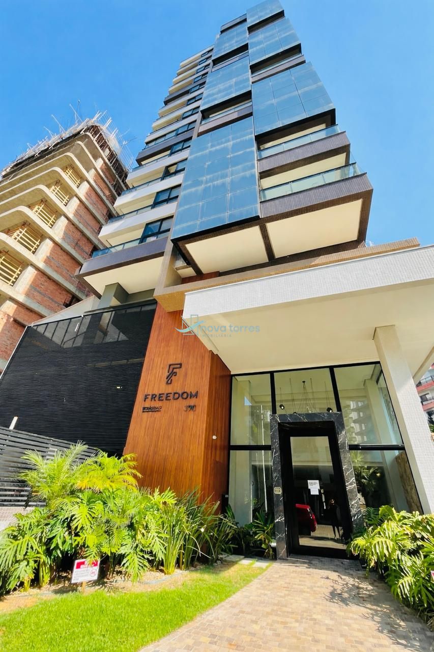 Apartamento com 3 suítes no bairro Predial.