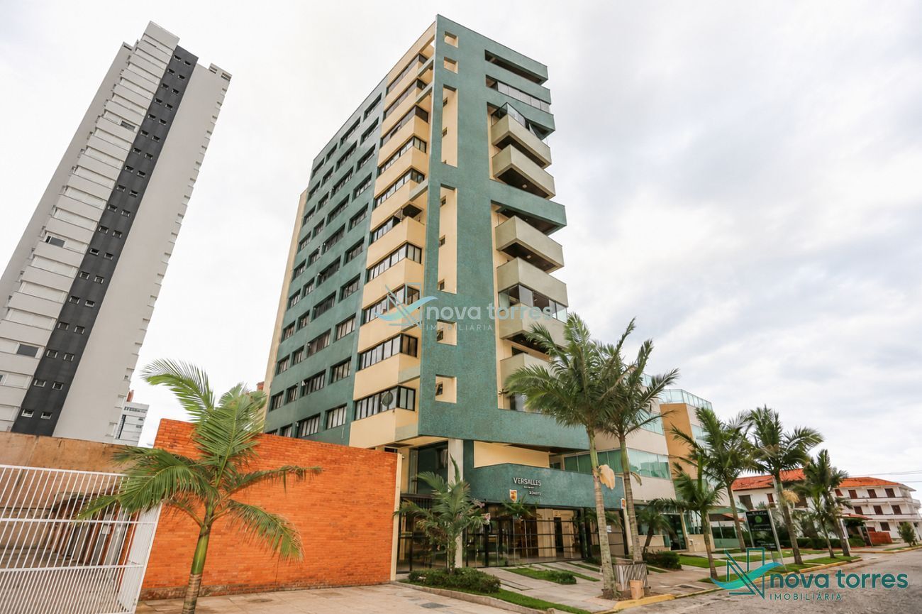 Apartamento com 03 dormitórios 100 metros do mar Praia Grande - Torres