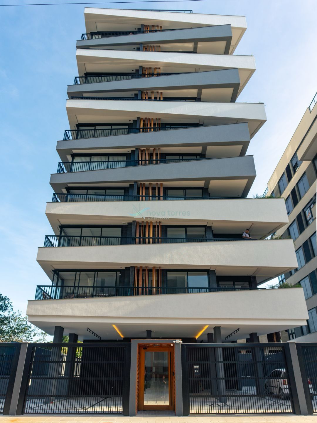 Apartamento decorado e mobiliado no Edifício Majestic