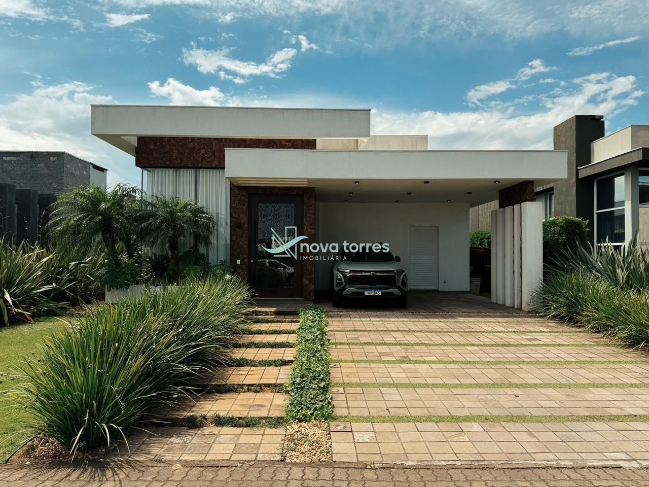 Casa no condomínio Reserva das Águas